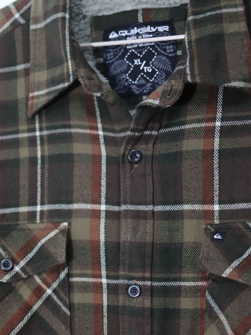 QUICKSILVER Plaid Winter Shirt (Preloved) XL (Category: Coats, Jackets and Outerwear) located in Catarman. Submitted by almostfridayph (Listing ID 1350033064, Image 3). Description: Brand: QUICKSILVER Condition: Very Good Size: XL Php 680 Dimensions Chest: 24" Length: 32" Kindly manage your expectations. Our items are thrifted but in excellent condition NO RETURN, NO EXCHANGE Actual product color may vary from the images shown. Every monitor or m