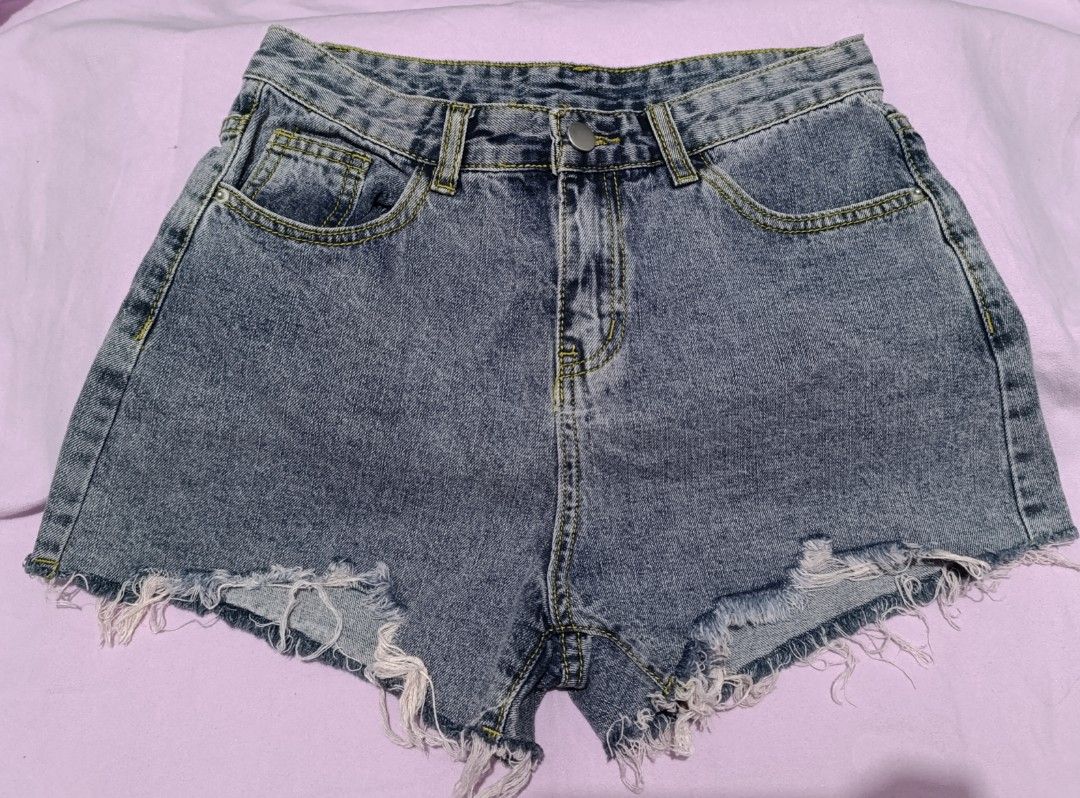 Ripped Denim Shorts (Category: Shorts) located in Manila. Submitted by yunicool (Listing ID 1350029793, Image 3). Description: Ripped Denim Shorts, 70 each!.
