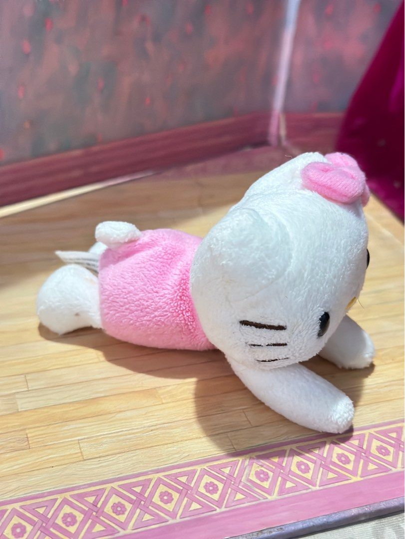 Sanrio Hello Kitty Mini Plushie (Category: Plushies & Soft Toys) located in General Santos City (Dadiangas). Submitted by toysville888 (Listing ID 1350043876, Image 2). Description: NI FLAWSz orig sanrio ✅ PLEASE READ FIRST ✅ i do combine shipment to save on shipping cost.. 🕹️ 80 lng po sf from here sa mindanao, (kung may ISSUE kayo sa shipping fee,hanap po ibang seller) 🕹️ pay now ship the next day thru FLASH EXPRESS COURIER ETA 5-7days 🕹️ pa