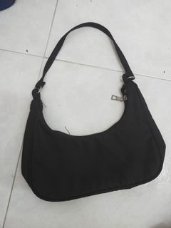(Category: ) located in . Submitted by meso_preloved (Listing ID 1350017669, Image 1). Description: .