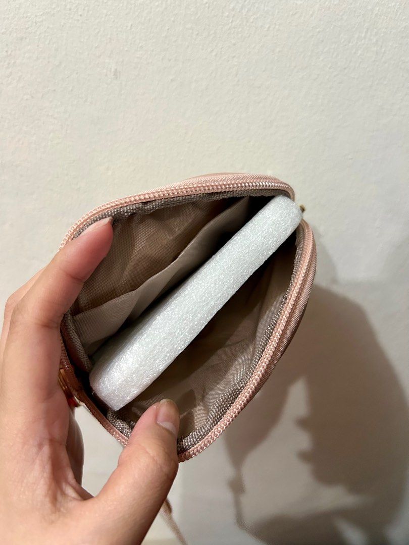 Secosana pink coin purse (Category: Purses & Pouches) located in Manila. Submitted by helloitsmarg (Listing ID 1350007158, Image 3). Description: .
