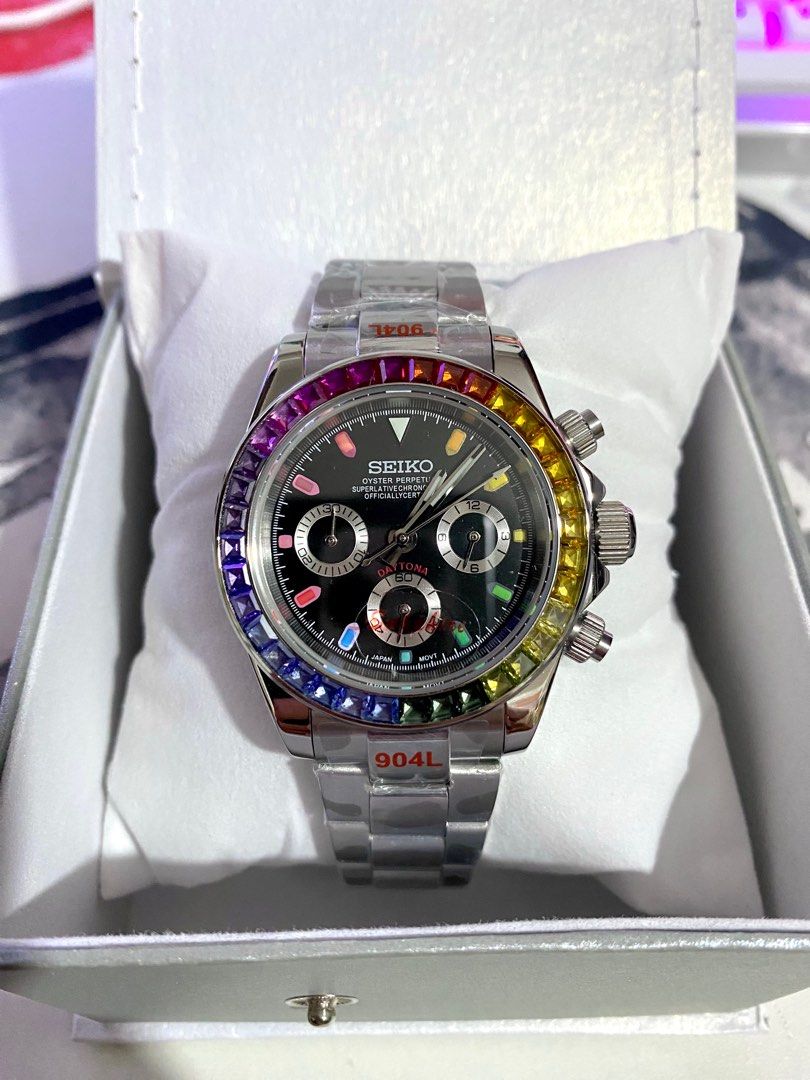 Seiko Mod Daytona (Category: Luxury Watches) located in Manila. Submitted by jey09 (Listing ID 1350000805, Image 1). Description: Seiko Mod Panda Daytona •Brand new •Oyster Bracelet •Vk63 Movement •With Box and Paper Bag Price: ₱5500 Mop: Gcash, Maya or Bank Transfer Courier: Lbc, Lalamove or j&t.