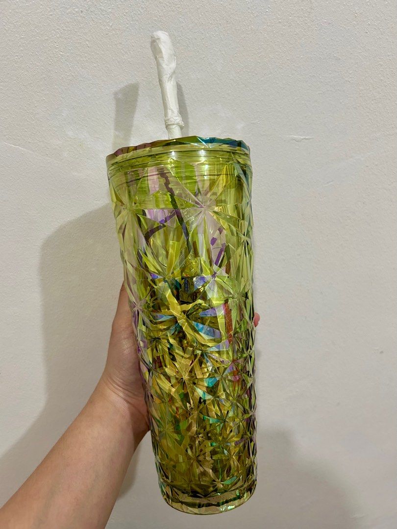Starbucks apple tree tumbler 24 oz (Category: Water Bottles & Tumblers) located in Manila. Submitted by helloitsmarg (Listing ID 1350004674, Image 2). Description: Bought for 1795.