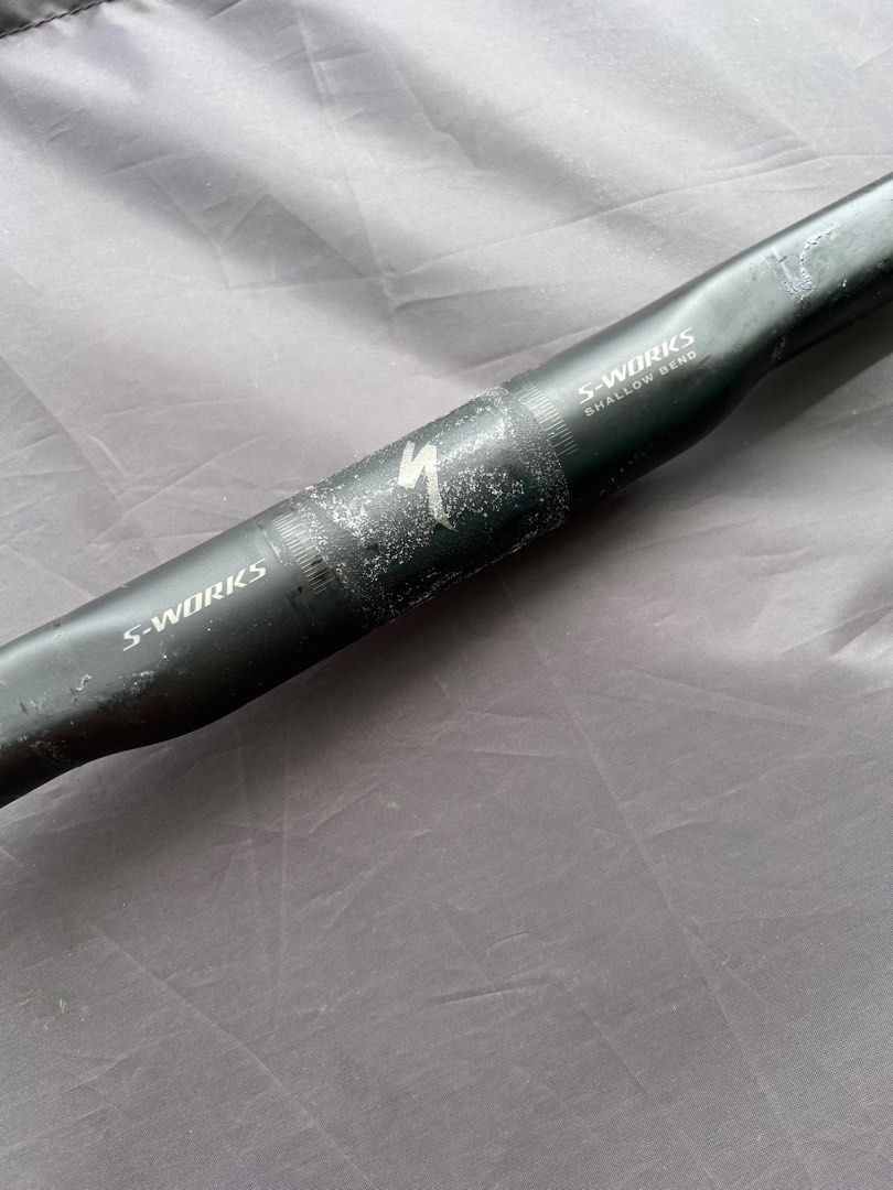 S-Works Shallow Bend Carbon Handlebar (Category: Parts & Accessories) located in Singapore. Submitted by whitearrows (Listing ID 1349974012, Image 3). Description: 40cm.