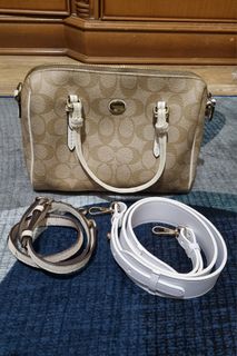 (Kategori: ) berada di . Dikirim oleh devitaravi99899 (ID iklan 1350007945, Gambar 1). Deskripsi: .