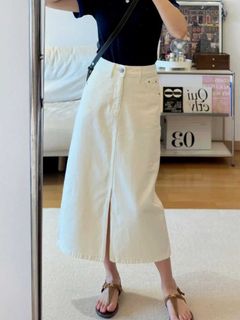 (Category: ) located in . Submitted by shoptrenddd (Listing ID 1350022337, Image 1). Description: .