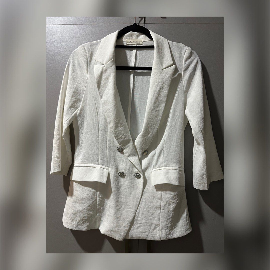 White Satin Blazer from Korea XS-Small (Category: Coats, Jackets and Outerwear) located in Pasig City. Submitted by iamloveluxe (Listing ID 1350016211, Image 1). Description: RFS: Doesnt fit anymore.
