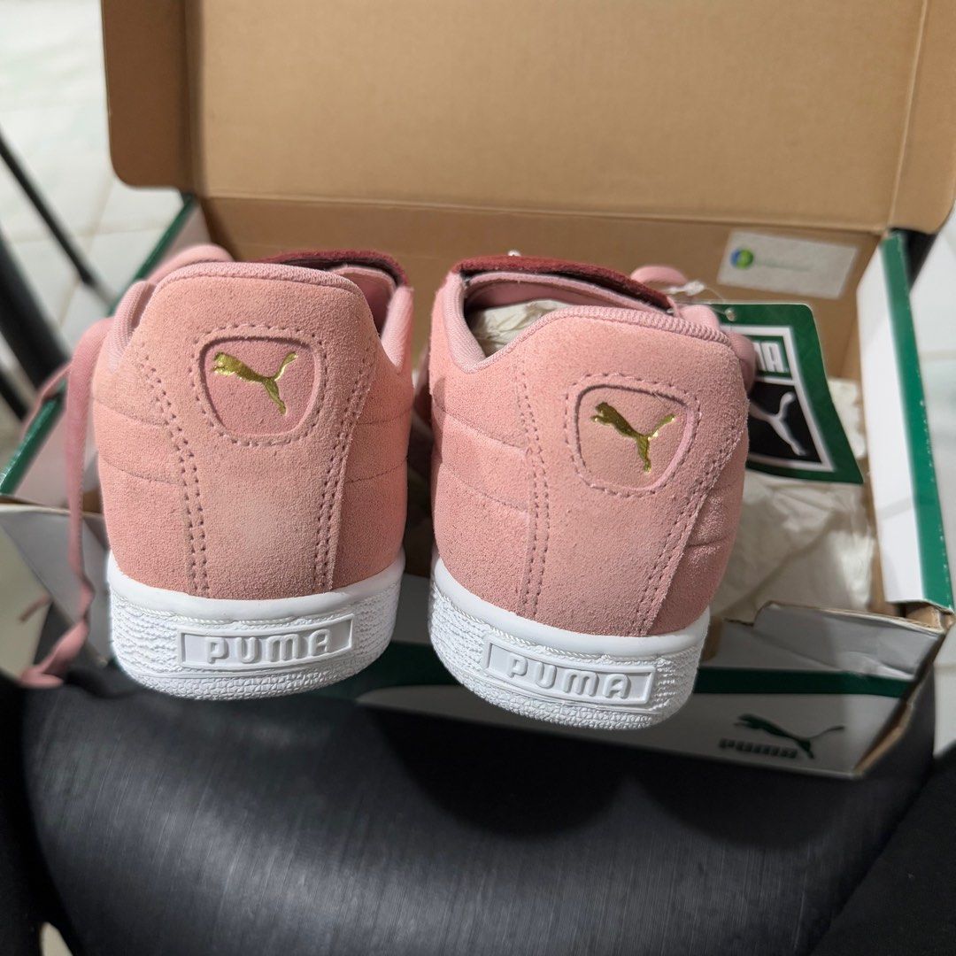 Puma - Women's Shoes- On sale item (Category: Sneakers) located in Bacoor. Submitted by taysversion (Listing ID 1350001050, Image 3). Description: 👟 Puma - Suede Crush Pearl Studs 👟 New and Unused (with tag and box) 👟 Size UK 5.5/US 8 (24.5 cm) 👟 Guaranteed Original 👟 Last price is posted .