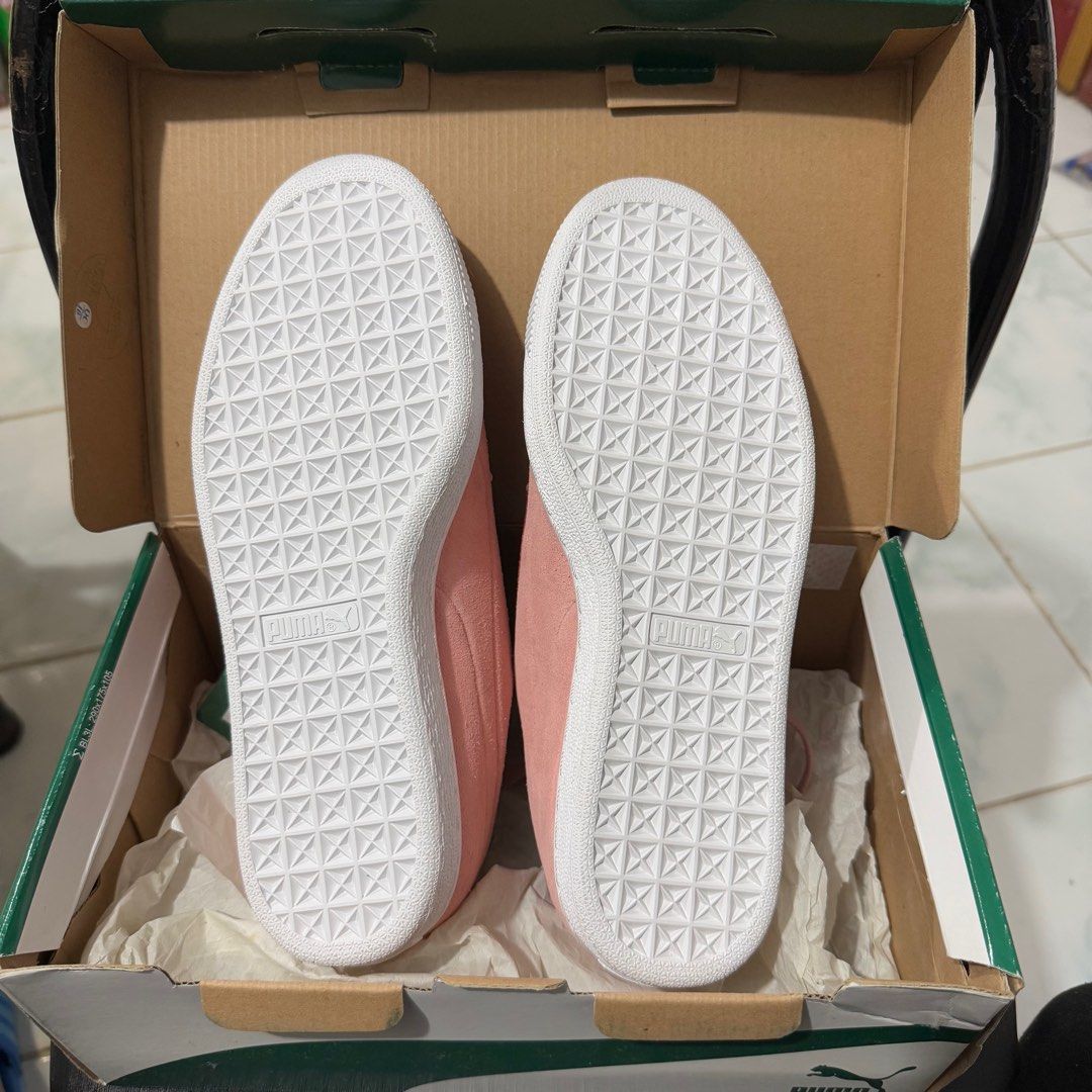 Puma - Women's Shoes- On sale item (Category: Sneakers) located in Bacoor. Submitted by taysversion (Listing ID 1350001050, Image 2). Description: 👟 Puma - Suede Crush Pearl Studs 👟 New and Unused (with tag and box) 👟 Size UK 5.5/US 8 (24.5 cm) 👟 Guaranteed Original 👟 Last price is posted .