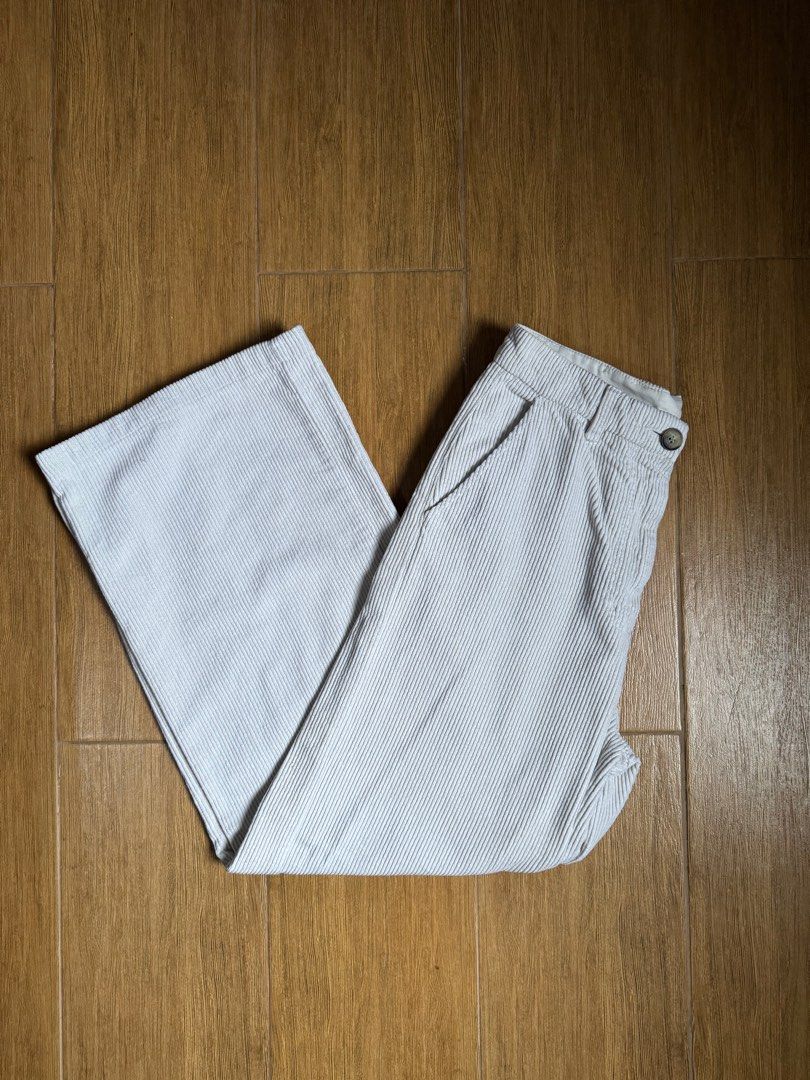 Zara Full Length Corduroy Trousers (Category: Other Bottoms) located in Pasig City. Submitted by declutteredstudio.mnl (Listing ID 1350004355, Image 2). Description: Original Zara Pants.