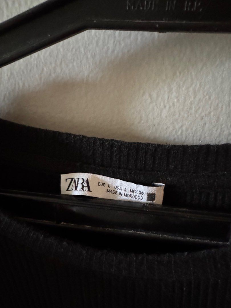 Zara ruffle sleeves shirt (Category: Shirts) located in Consolacion. Submitted by thebundlequeen (Listing ID 1349947837, Image 2). Description: - US L on tag. fits M-L - stretchy material - ships from Cebu. .