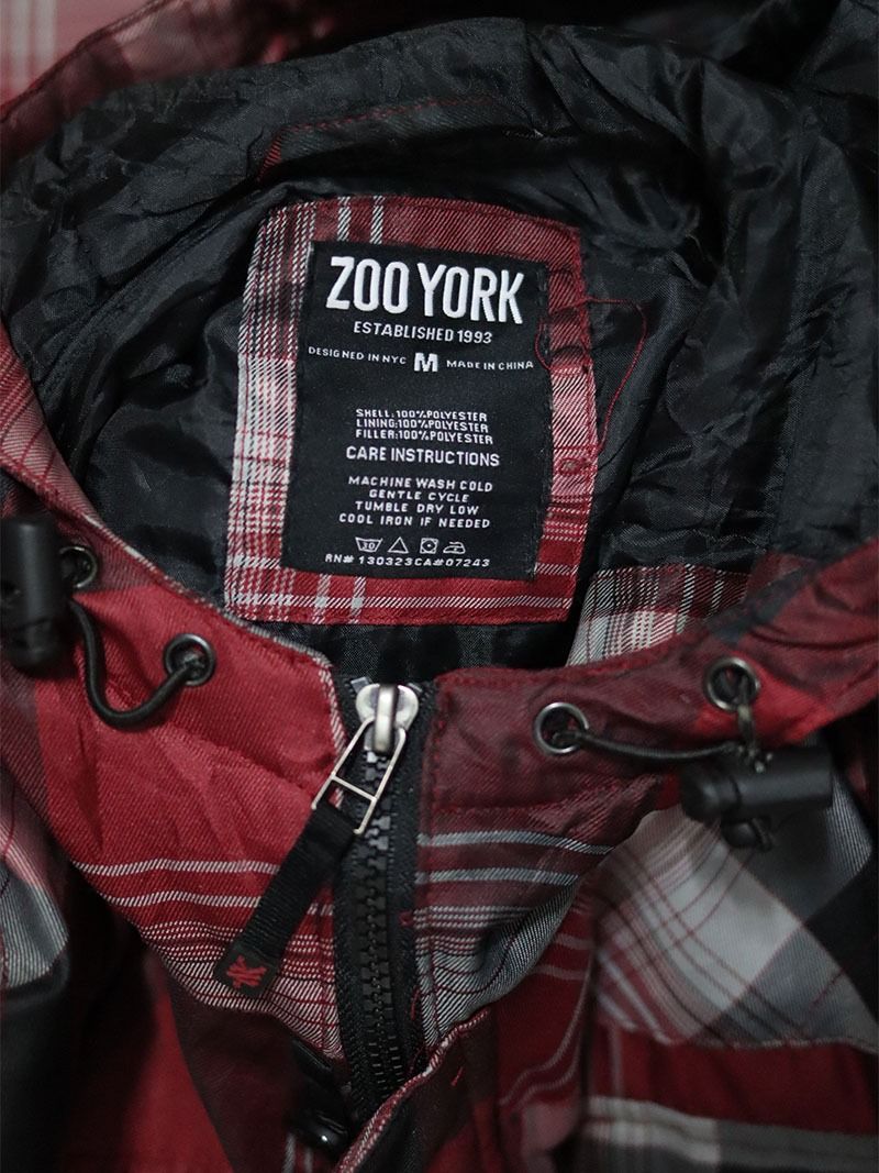 ZOO YORK Plaid Puffer Jacket (Preloved) M/L (Category: Coats, Jackets and Outerwear) located in Catarman. Submitted by almostfridayph (Listing ID 1350039052, Image 2). Description: Brand: ZOO YORK Condition: Very Good Issue: Holes by the forearm. Kindly refer to photos Size: Medium to Large Php 780 Dimensions Chest: 24" Length: 32" Kindly manage your expectations. Our items are thrifted but in excellent condition NO RETURN, NO EXCHANGE Actual pro
