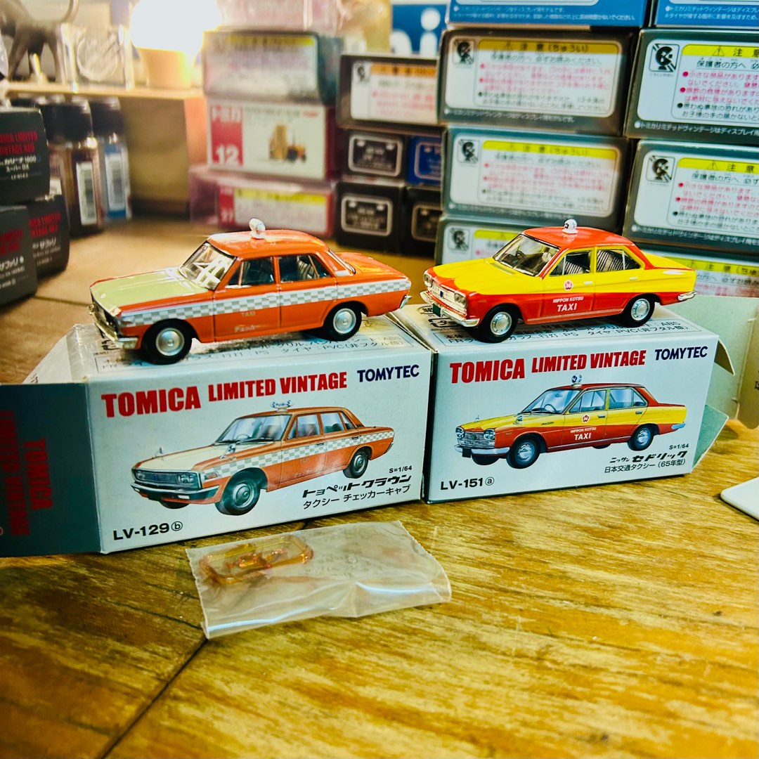 (☝️2012/2014発行/罕有) LV-129b 豐田 Crown Taxi (格仔旗) $140 (☝️2014発行/ 罕有) LV ...