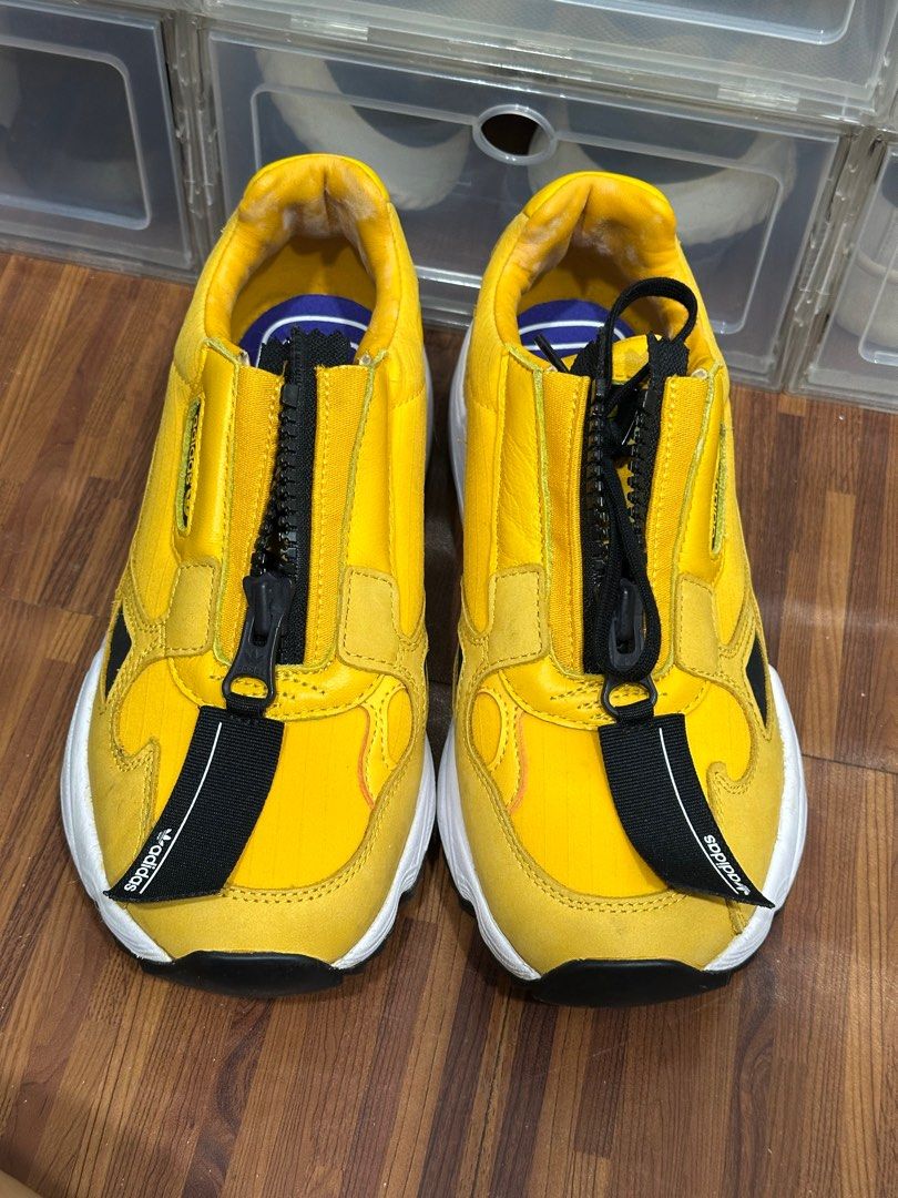 ADIDAS FALCON BLACK AND YELLOW (Category: Sneakers) located in Quezon City. Submitted by hellosydney78 (Listing ID 1350185703, Image 1). Description: Like new hence selling low See photos for condition (photos are updated) Bought in ADIDAS City Gate Hongkong US 6 Women / 23CM / UK 4 / EUR 37 / JP230mm Item location: Commonwealth, Quezon City.