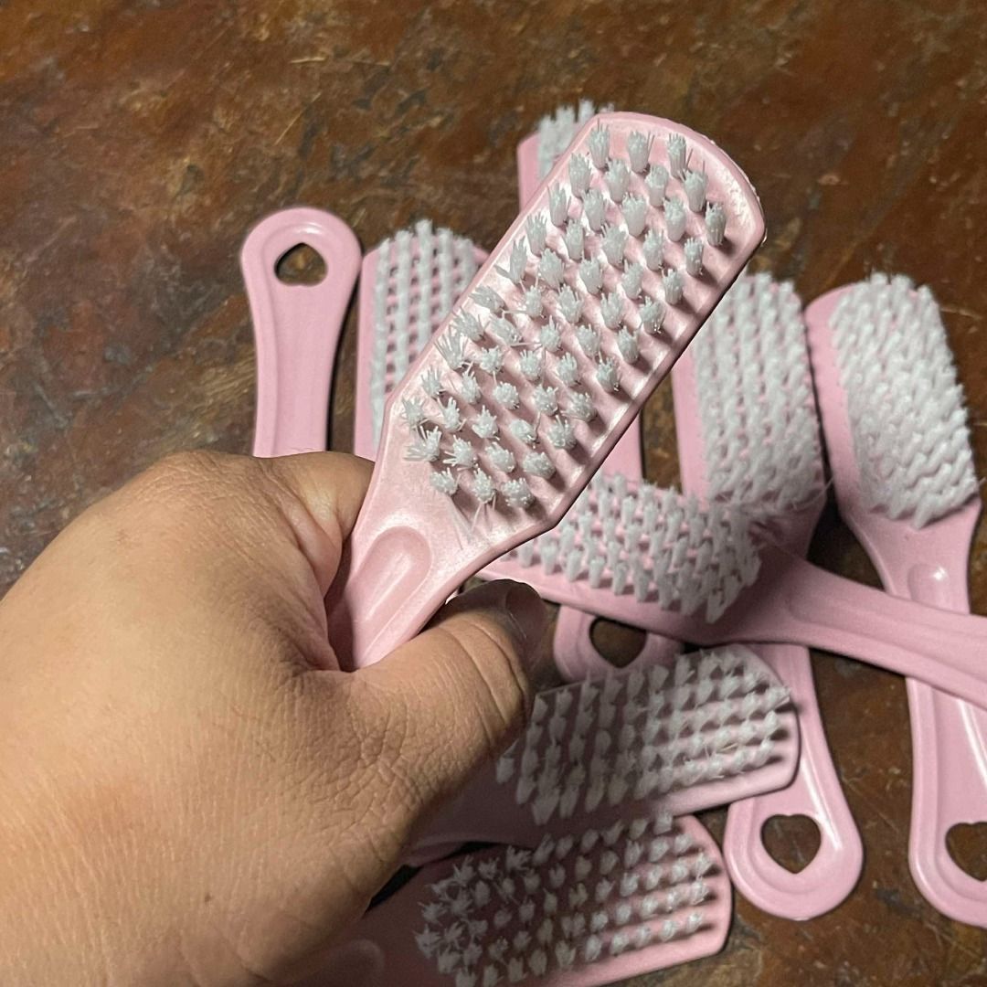 Basic Small Pink Cleaning Hard Bristle Brush (Category: Hair) located in Pateros City. Submitted by earthissoft (Listing ID 1350214046, Image 2). Description: .