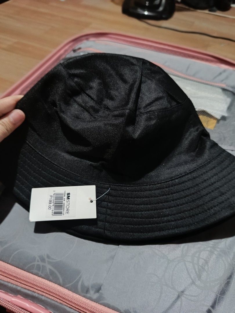 Black Hats (Category: Caps & Hats) located in Manila. Submitted by rewearit_ (Listing ID 1350119594, Image 2). Description: Color: Black Unisex RFS: Brand New, Decluttering MOP: Gcash/Maya/Bdo Transfer SF: Shouldered by Buyer via Lalamove,Grab, J&T.