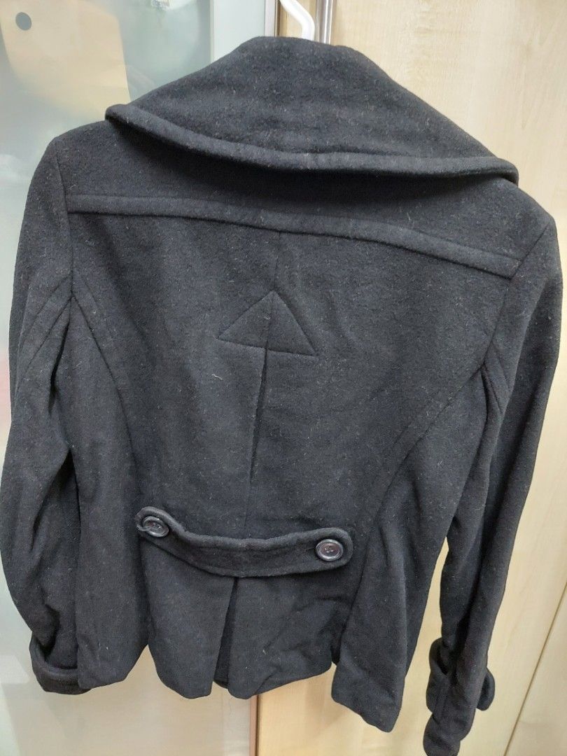 BLACK WINTER JACKET (Category: Coats, Jackets and Outerwear) located in Manila. Submitted by mommiedeclutter (Listing ID 1350110772, Image 3). Description: BLACK WINTER COAT SIZE M STILL IN GOOD CONDITION DRY CLEANED NEEDS STEAMING RFS: DECLUTTERING.