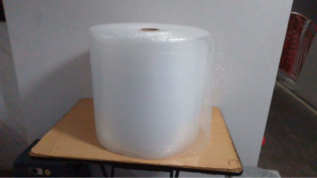Bubble wrap (Category: Cleaning Tools & Supplies) located in Singapore. Submitted by risingbread (Listing ID 1350143779, Image 2). Description: Bubble wrap for packing and shifting fragile furniture. Slightly less than 15 inches in diameter, price negotiable. Preferred pick up location in Choa Chu Kang..