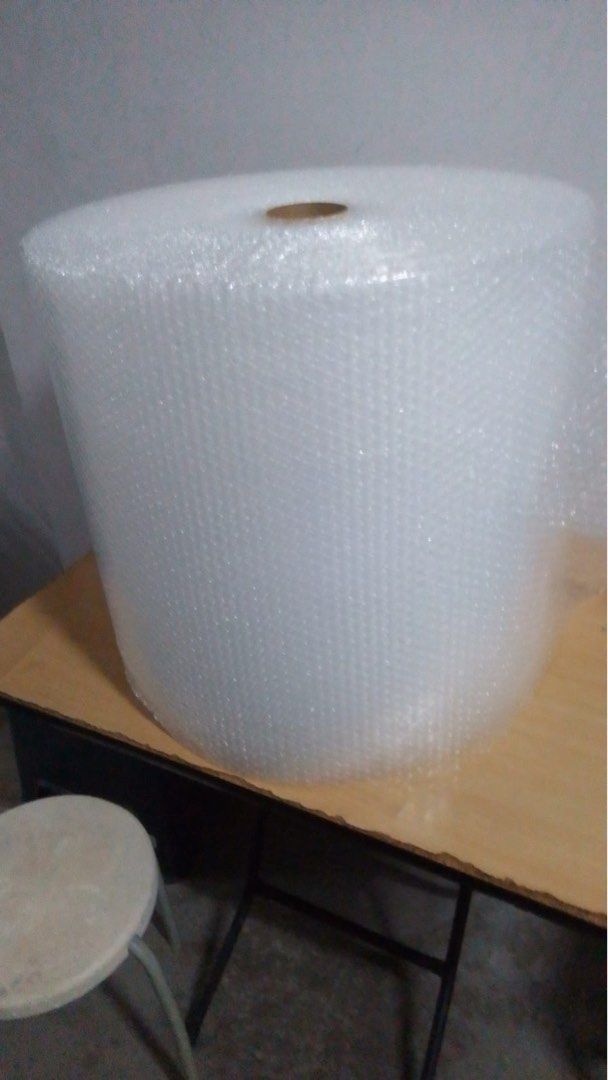 Bubble wrap (Category: Cleaning Tools & Supplies) located in Singapore. Submitted by risingbread (Listing ID 1350143779, Image 1). Description: Bubble wrap for packing and shifting fragile furniture. Slightly less than 15 inches in diameter, price negotiable. Preferred pick up location in Choa Chu Kang..