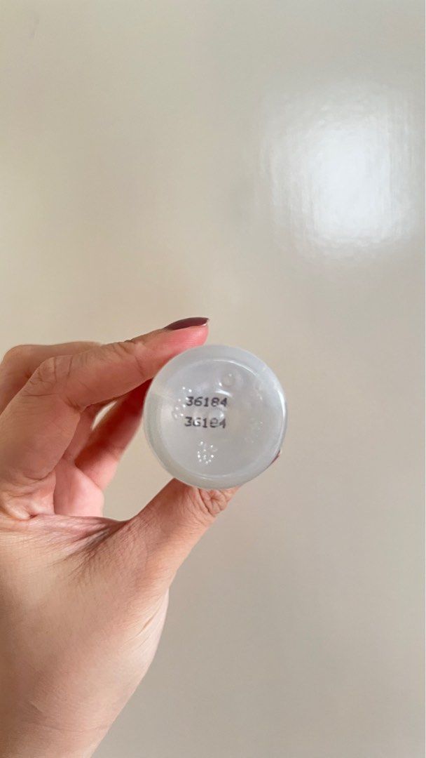 Caudalie Vinoperfect Essence 50ml (Category: Face Care) located in Rizal. Submitted by pink.dreams (Listing ID 1350112450, Image 3). Description: Never used .