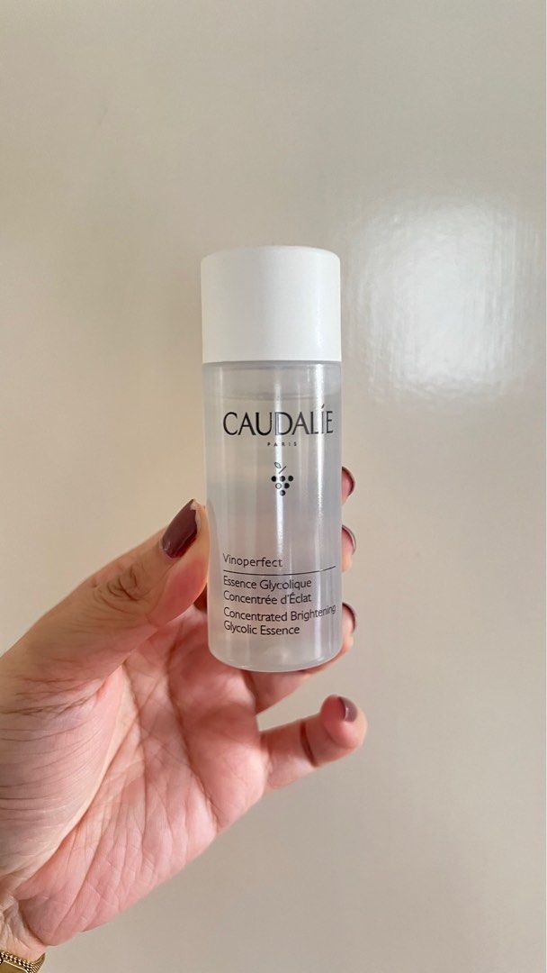 Caudalie Vinoperfect Essence 50ml (Category: Face Care) located in Rizal. Submitted by pink.dreams (Listing ID 1350112450, Image 1). Description: Never used .