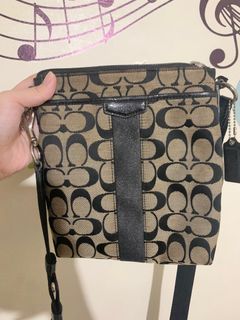 (Category: ) located in . Submitted by ffl.clothingonlineshop (Listing ID 1350078429, Image 1). Description: .