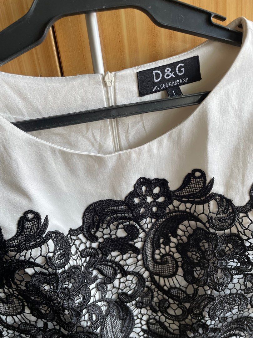 Dolce & Gabbana office dress (Category: Dresses) located in Makati City. Submitted by joylia37 (Listing ID 1350081396, Image 3). Description: Very nice office dress Bought online but does not fit me Size L on tag but fits medium .