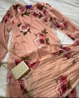 (Category: ) located in . Submitted by preluv_armoire (Listing ID 1350083540, Image 1). Description: .