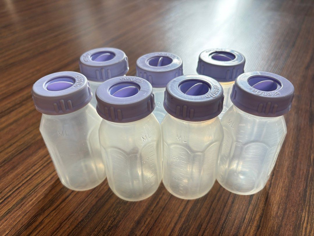 Evenflo milk storage bottles (Category: Breastfeeding & Bottle Feeding) located in Makati City. Submitted by love2give.ph (Listing ID 1350081014, Image 1). Description: Take all (7) Evenflo 4oz bottles .