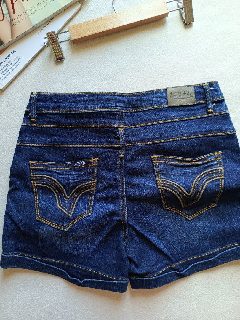 High waist Von Dutch Short (Category: Shorts) located in Cavite. Submitted by aeries06 (Listing ID 1350135629, Image 3). Description: High waist used once size 28-29.
