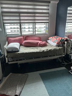 (Category: ) located in . Submitted by pixie.dreams.sg (Listing ID 1350113506, Image 1). Description: .