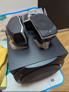 （分類：）位於 。 由 wtfleochan 提交（商品編號 1350204635，圖片 1）。簡介： 。