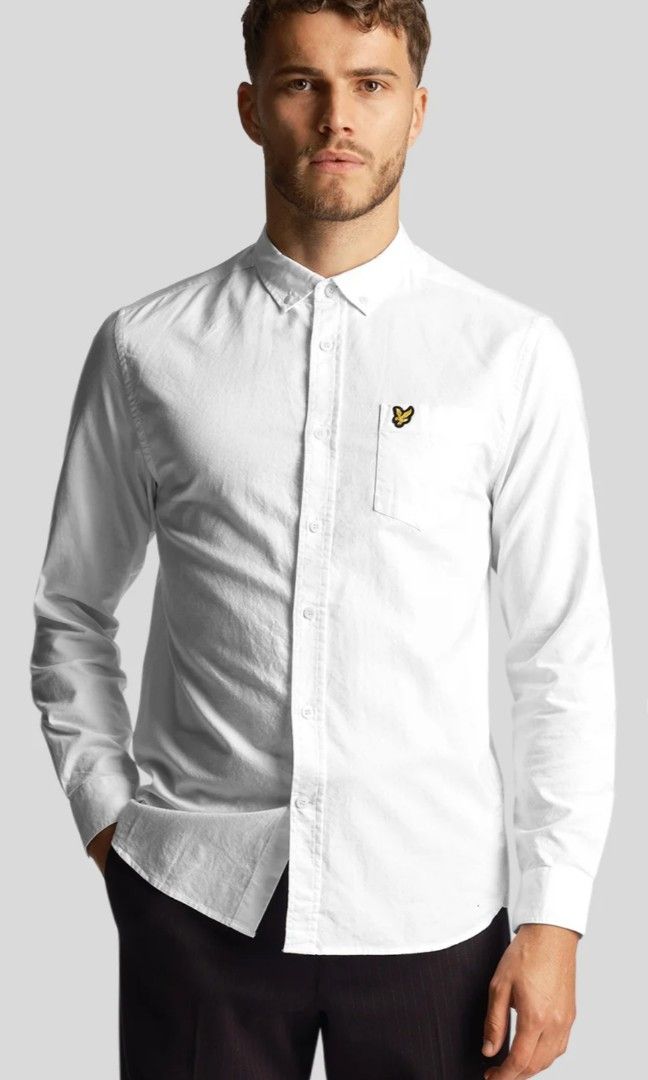 LYLE & SCOTT MEN LIGHT WEIGHT OXFORD POLO BUTTON (Category: Sets & Coordinates) located in Gerona. Submitted by thrift_servers (Listing ID 1350100053, Image 3). Description: Need wash.