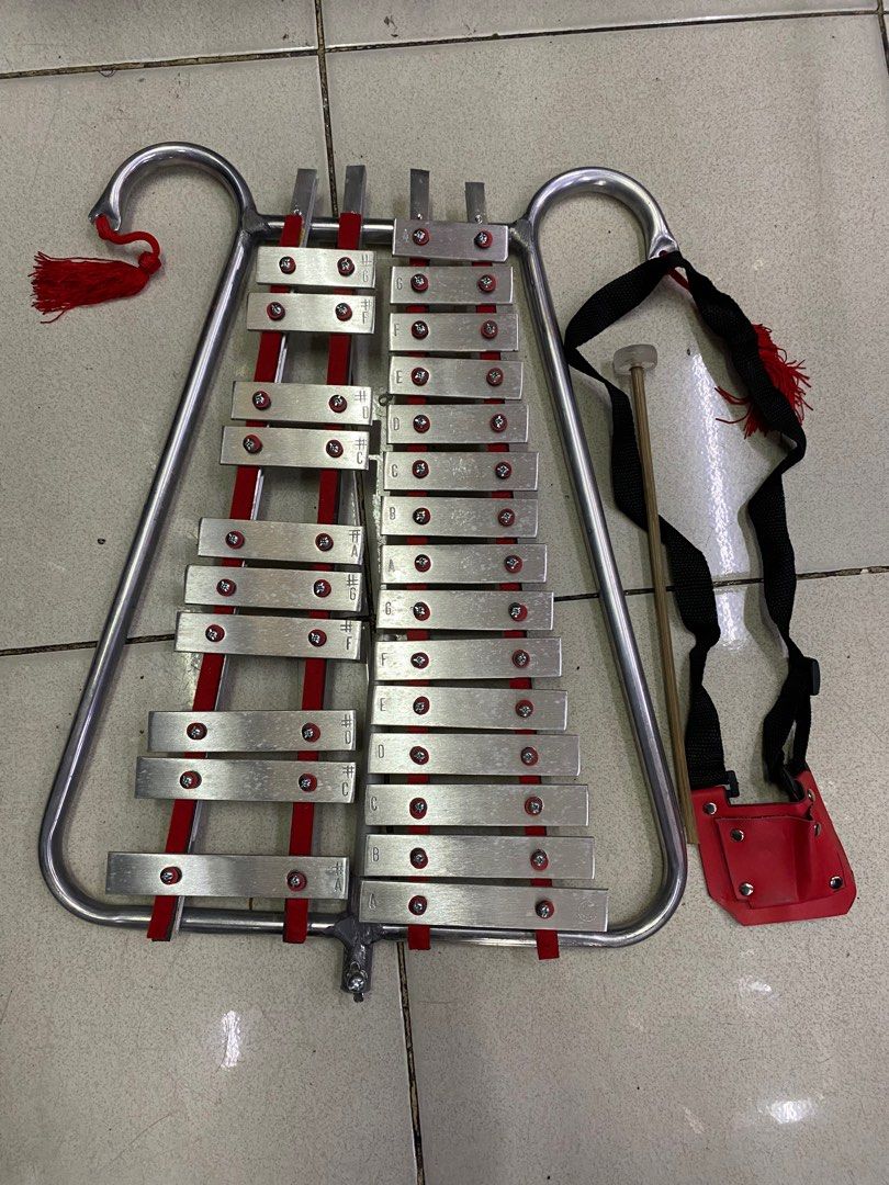 Lyre small (Category: Musical Instruments) located in Las Pinas. Submitted by andreadomingo2518 (Listing ID 1350130833, Image 2). Description: .
