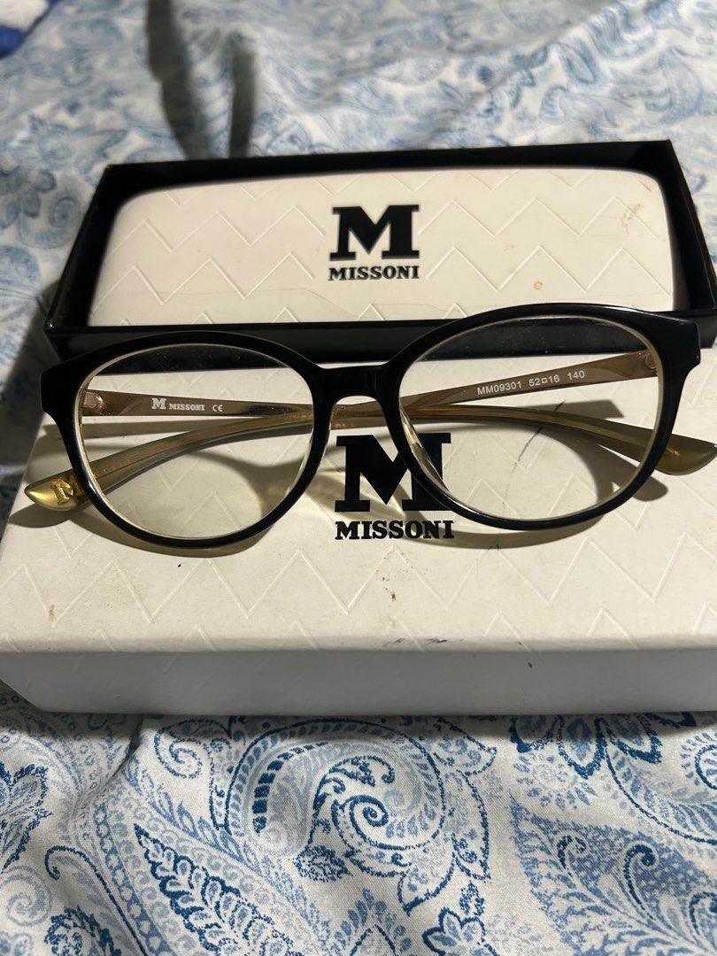 Missoni Eyeglasses/frame (imported brand) (Category: Sunglasses & Eyewear) located in Pasig City. Submitted by gracious2021 (Listing ID 1350180123, Image 2). Description: RFS: decluttering No flaws, signs of usage only Matagal sa storage lang With box.