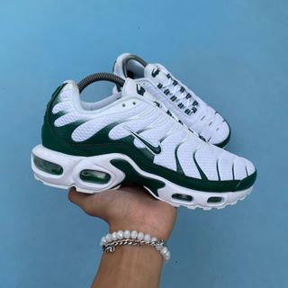 (Kategori: ) berada di . Dikirim oleh bbw.shoes (ID iklan 1350118925, Gambar 1). Deskripsi: .