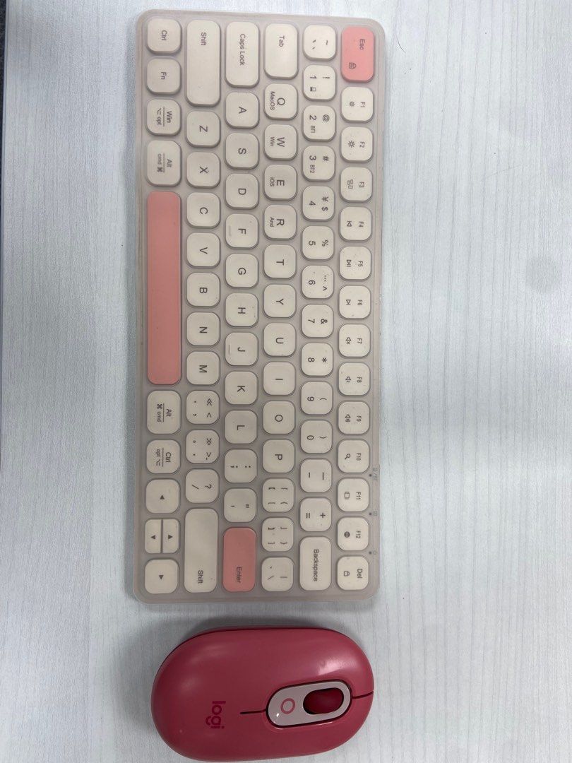 Pink Keyboard (Category: Computer Keyboard) located in Manila. Submitted by alicattt (Listing ID 1350076257, Image 3). Description: Selling pink keyboard with logitech mouse Very good condition!.