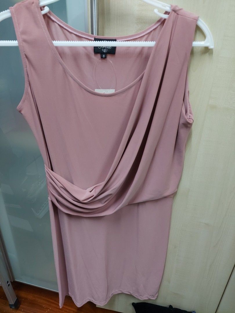 Pink Lycra Cocktail Dress (Category: Dresses) located in Manila. Submitted by mommiedeclutter (Listing ID 1350112254, Image 1). Description: PINK COCKTAIL DRESS BRAND NEW SIZE S RFS: DECLUTTERING.