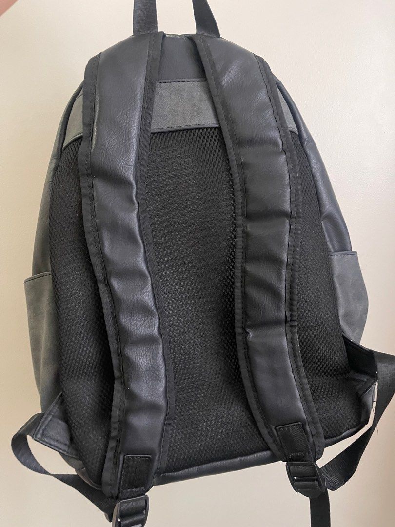 Calvin Klein (preloved) Backpack Original (Category: Backpacks) located in Cebu City. Submitted by doc_soon (Listing ID 1350128396, Image 3). Description: Decluttering medstudent. Making room for new bags. The issues are shown on the pics. Kindly browse. L= 39cm W= 36 cm Please be patient. I'm busy studying. Will reply once I'm caught up with med stuff. Thank you!😊.