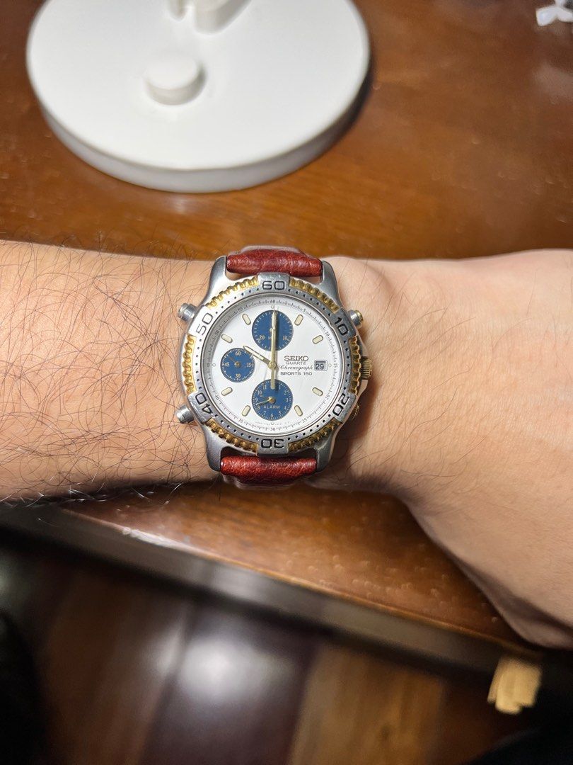 Seiko Quartz Chronograph 150m water resistance (Category: Luxury Watches) located in Manila. Submitted by mr.arnie (Listing ID 1350172030, Image 2). Description: Seiko Quartz Movement chronograph with Alarm feature Time Date Chronograph Alarm Battery needs replacement .