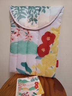 （分類：）位於 。 由 themightytoto 提交（商品編號 1350154304，圖片 1）。簡介： 。