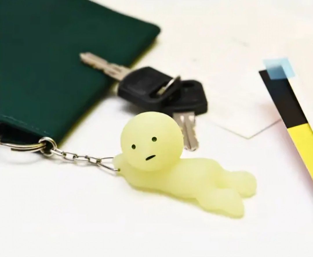 Smiski Keychain (Grabbing) (Category: Character Goods) located in Mandaluyong City. Submitted by fluffel (Listing ID 1350185803, Image 3). Description: •Smiski Keychain (Grabbing) • Php 700 each •1 available •Guaranteed brand new and sealed •Add Php 50 for bubble wrap for extra protection (optional) Payment Method: Strictly through GCash or Maya (Paymaya) only..