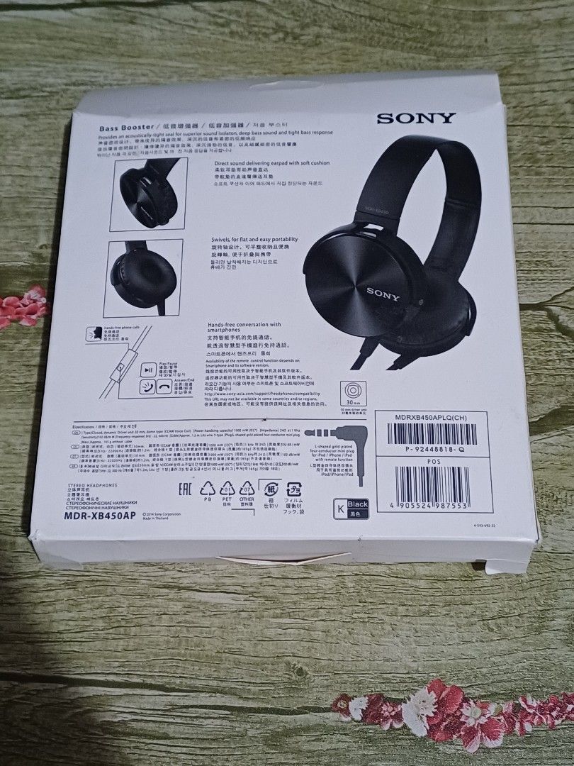 Sony black stereo headphones (Category: Headphones & Headsets) located in Las Pinas. Submitted by declutterseller (Listing ID 1350141393, Image 2). Description: They are wired headphones used for computers and mobile devices. Fixed price and non-negotiable! KINDLY READ THE DESCRIPTION! ANY PMS RELATED TO PRICE OR LOCATION WILL NOT BE ENTERTAINED! RFS: decluttering.