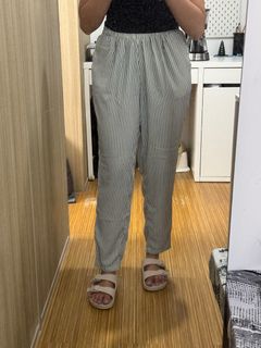 (Category: ) located in . Submitted by lovestringph (Listing ID 1350104562, Image 1). Description: .