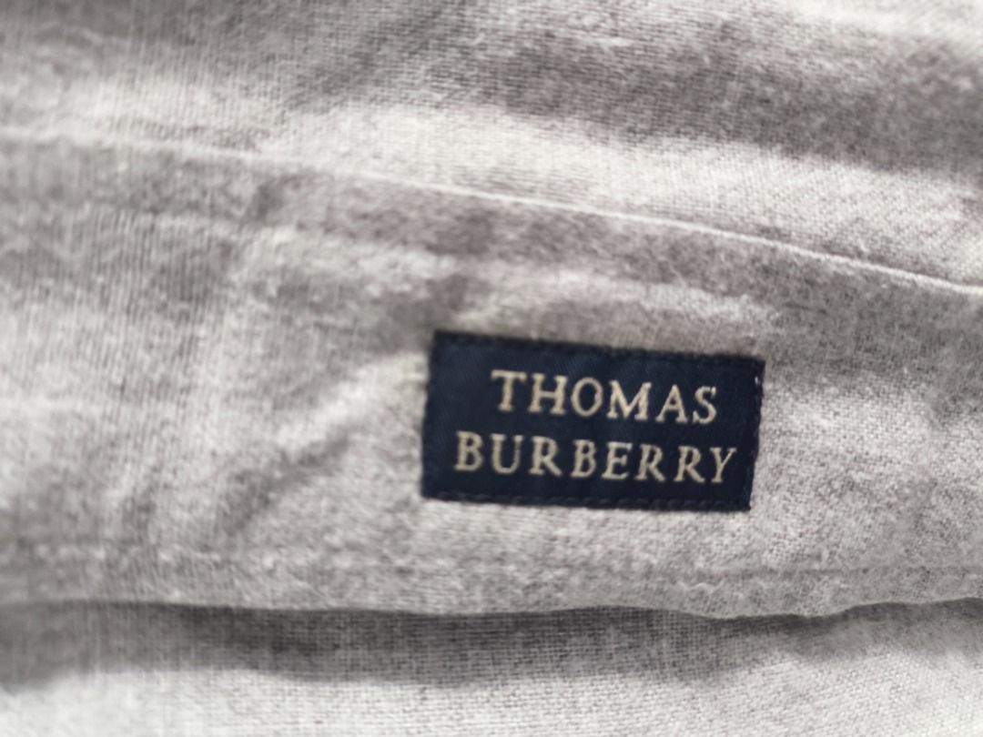 Thomas Burberry Long sleeve shirt (Category: Formal Shirts) located in Paranaque City. Submitted by donjuan_thegreat (Listing ID 1350219338, Image 3). Description: Item in very good vintage condition Purchased in Spain Made in Spain Size: Medium Material: 50 % Cotton 50 % Acrylic Dimensions: L 81 cm Sleeve Length 61.5 cm Shoulder Width 49.5 cm Armpit to armpit 64 cm For pick-up at UPS 5 Parañaque or can ship at buyer´s expense #vintage #ThomasBur