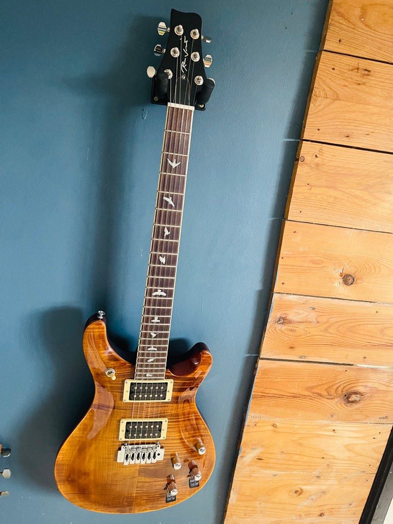 TONEMASTER Electric Guitar - RJ Professional Electrics (Category: Other Audio Equipment) located in Marikina City. Submitted by kmmtr27 (Listing ID 1350144547, Image 3). Description: Color: Yellow Tiger Free RJ Bag RFS: need funds Super kinis | 1 month old.