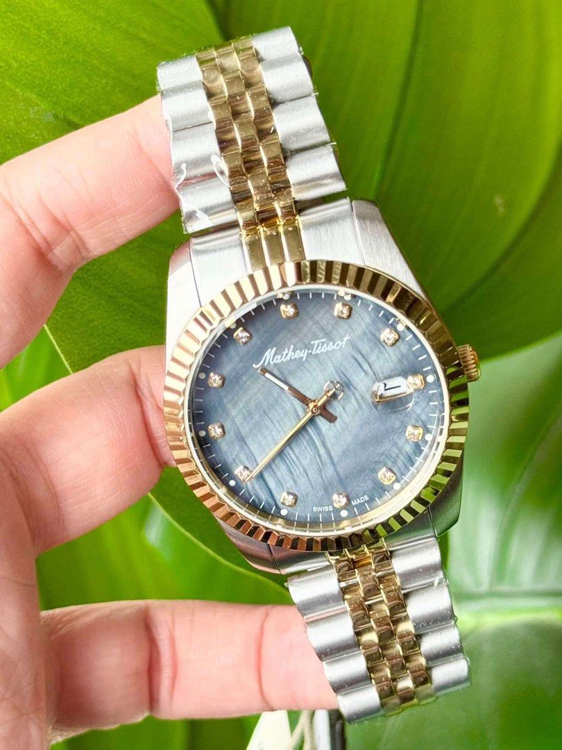 Two tone Watch for Her (Category: Luxury Watches) located in Manila. Submitted by lovieauthenticmerchandise (Listing ID 1350113793, Image 1). Description: .