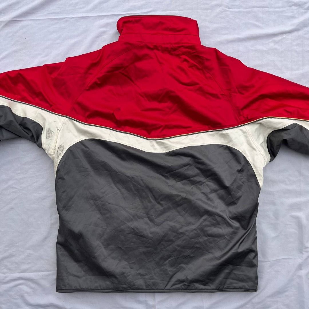 Vintage Gorpcore Phenix Ski Jacket (Category: Coats, Jackets and Outerwear) located in Manila. Submitted by gelodeclutterist (Listing ID 1350105043, Image 2). Description: For sale! Vintage Gorpcore Phenix Ski Jacket Size L to XL W24" x L27" Issue: No Hoodie Excellent Condition Can do meet-ups around Manila or ship via JNT/Lalamove 459 only + SF Take note: Color may vary due to lighting.