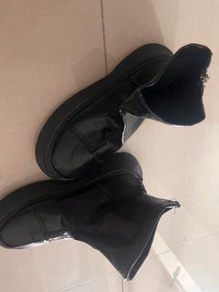(Category: ) located in . Submitted by LeyaPreloved (Listing ID 1350132787, Image 1). Description: .