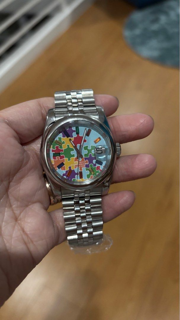 Women’s Ausome Watch (Category: Women's Watches) located in San Pedro. Submitted by mlore (Listing ID 1350107389, Image 2). Description: Automatic Seiko NH35 Movement Jubilee Bracelet Puzzle Dial design, Bliger case Rfs: bracelet a bit big for my small wrist Great for moms with ausome kiddos because of the dial pattern :).